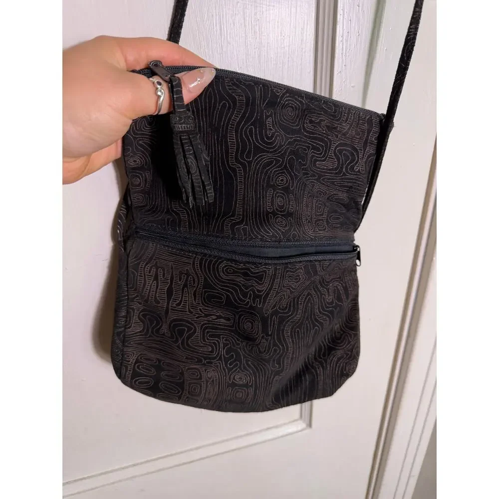 Wilsons Genuine Leather Crossbody Bag Black Embossed Made Brazil Tassel Vintage